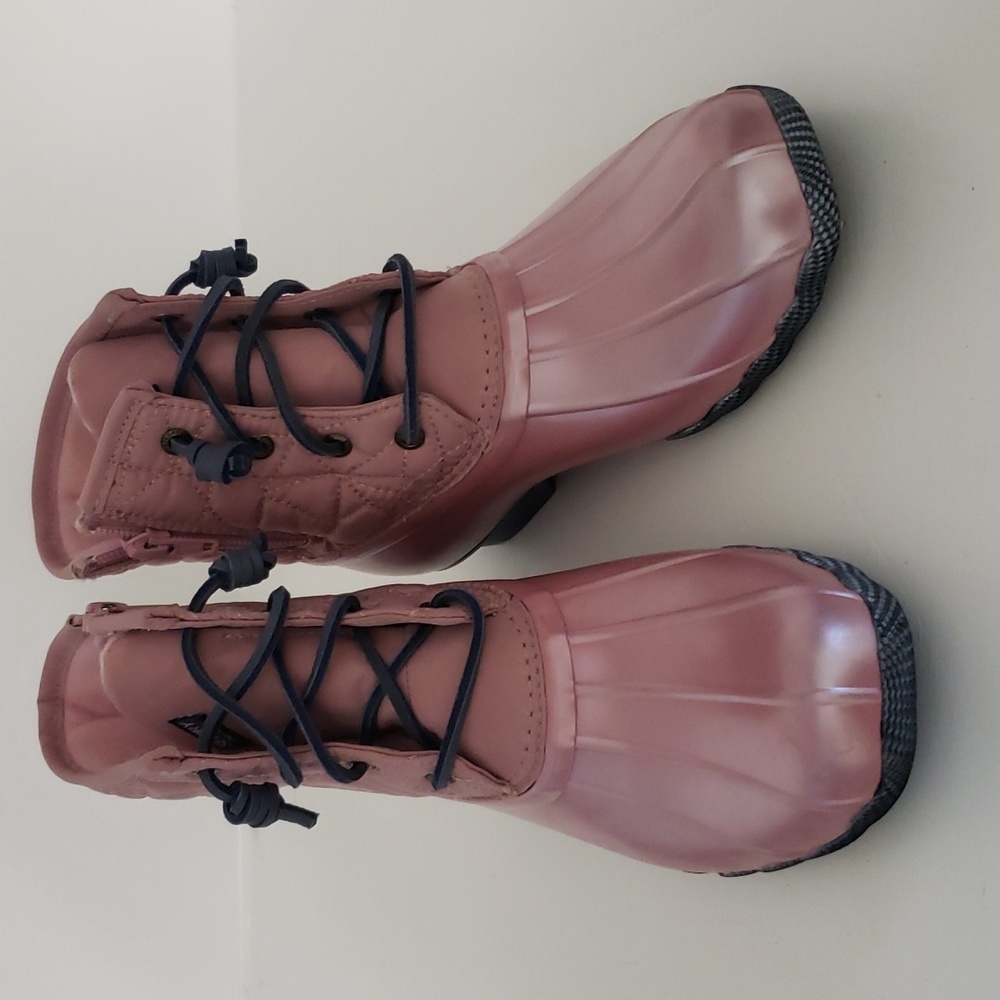 Sperry Kids Saltwater Girls Duck Boot in Blush/Pink Lace-up Zip Up Shoe Size 4